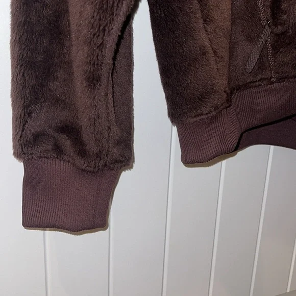 ❗️NWT wmns NORTHFACE OSITO LUX❗️ - Picture 7 of 8